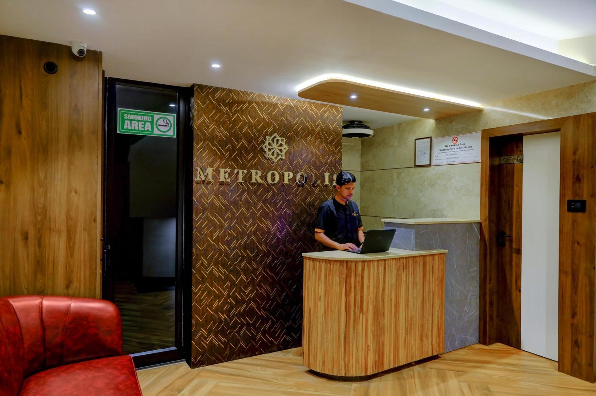 Metropolis Business Hotel Panadží Exteriér fotografie